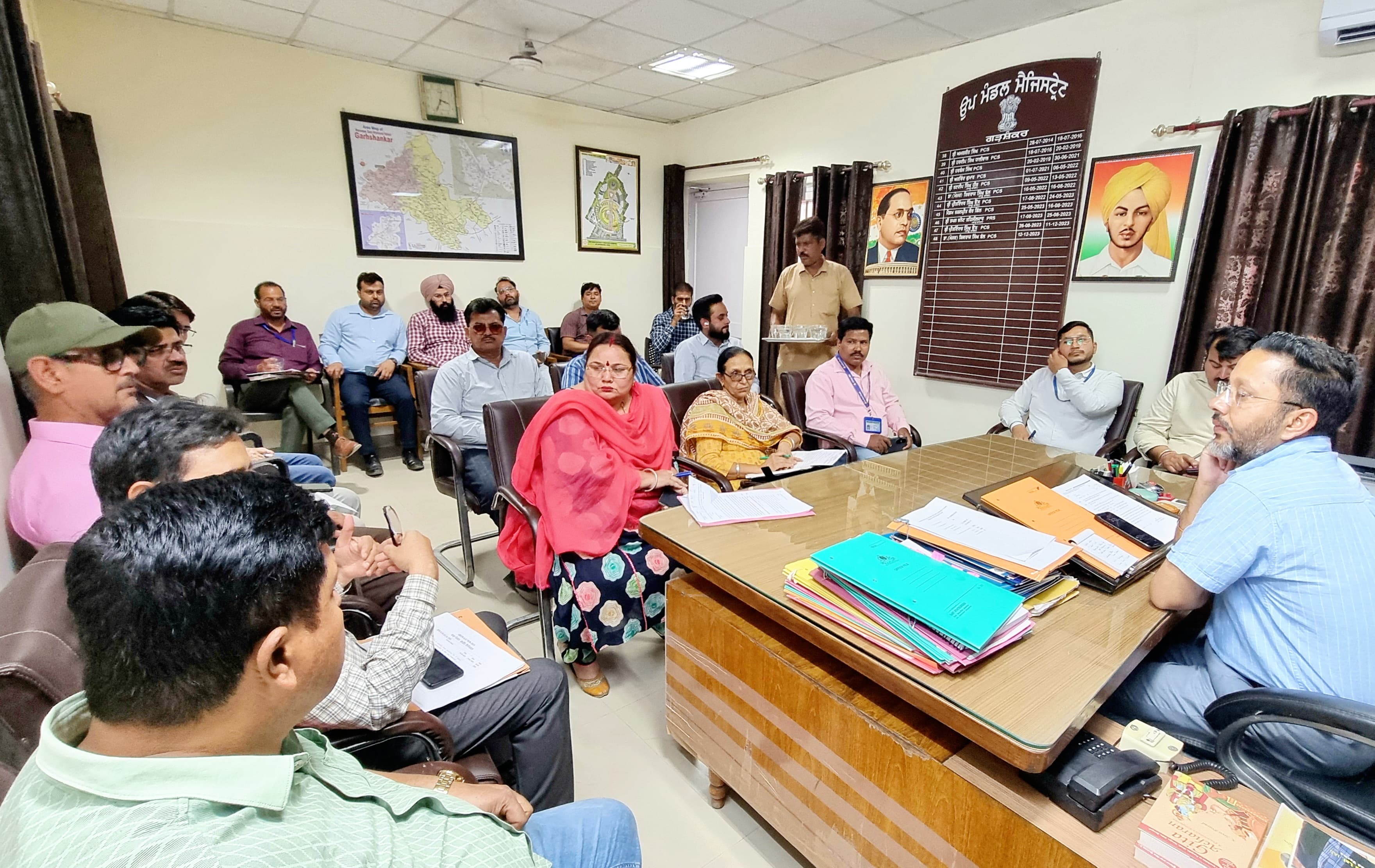 SDM held a meeting of the Green Mission Committee and gave instructions to everyone to plant as many trees as possible.